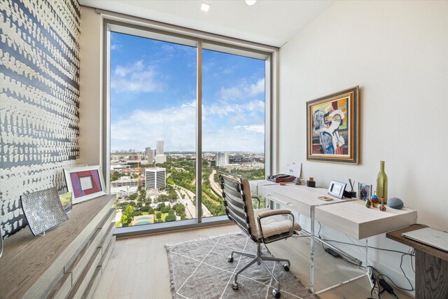 1711 Allen Pkwy Unit 2601, Houston, TX 77019 - photo 22