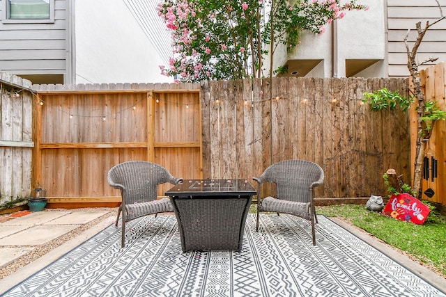 2424 Charleston St Unit D, Houston, TX 77021 - view of patio