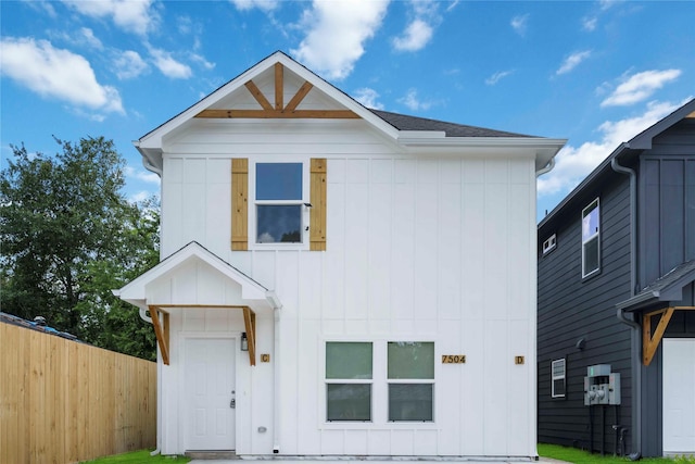 7504 Laura Koppe Rd C/D, Unit C/D Houston, TX 77028 - modern farmhouse style home with board and batten siding