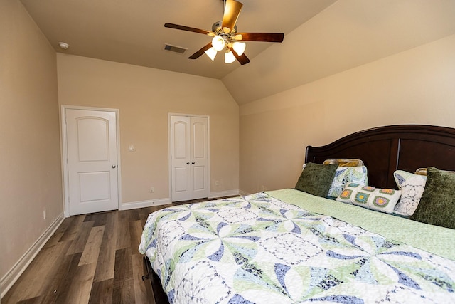 4015 Teramo Ln, Katy, TX 77493 - bedroom with dark wood-style floors, lofted ceiling, a ceiling fan, and a closet