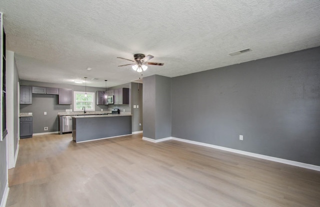 5839 Southurst St, Houston, TX 77033 - photo 6