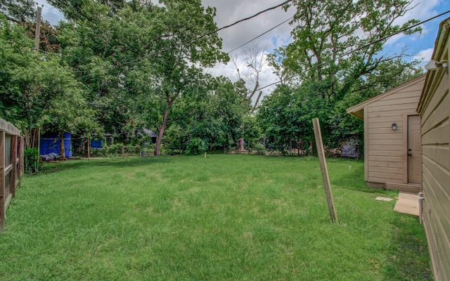 5839 Southurst St, Houston, TX 77033 - photo 27