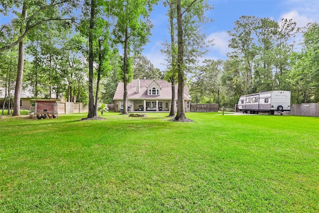 1018 N Commons View Dr, Houston, TX 77336 - view of yard
