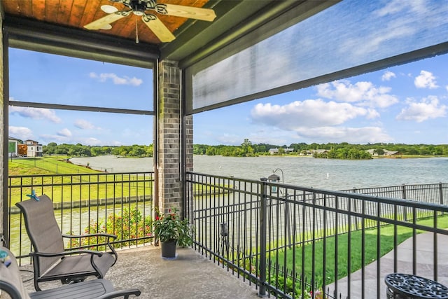 10696 S Lake Mist Ln, Willis, TX 77318 - photo 36