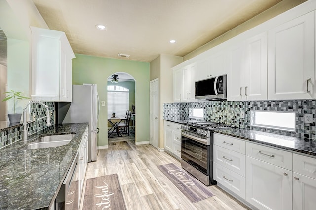 10 E Misty Dawn Dr, The Woodlands, TX 77385 - photo 8