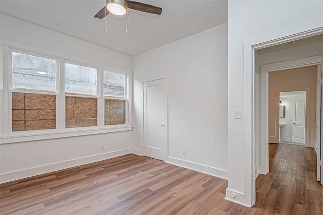 3280 Berry St, Houston, TX 77004 - unfurnished room featuring wood finished floors and a ceiling fan