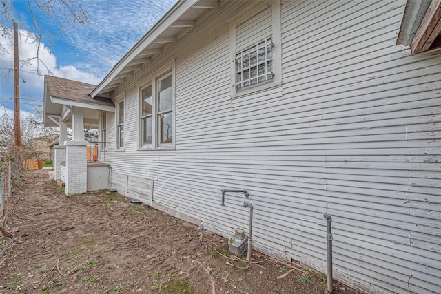 3280 Berry St, Houston, TX 77004 - view of side of home