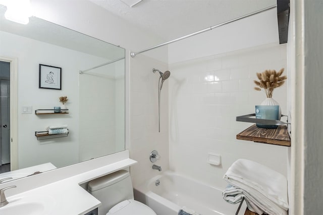 8526 Greenleaf Lake Dr, Houston, TX 77095 - bathroom featuring vanity and shower / bathtub combination