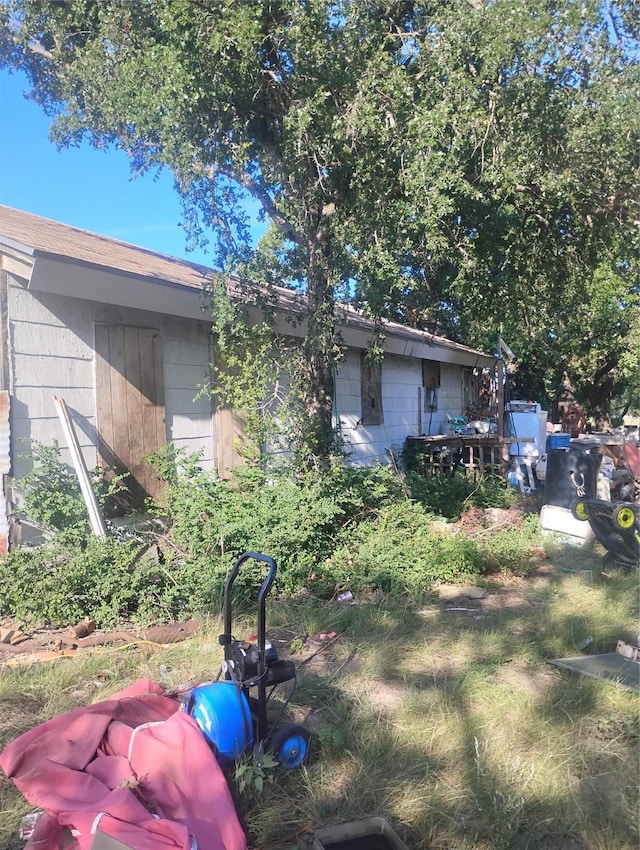 7510 US Highway 67 Unit 84, Bangs, TX 76823 - view of yard