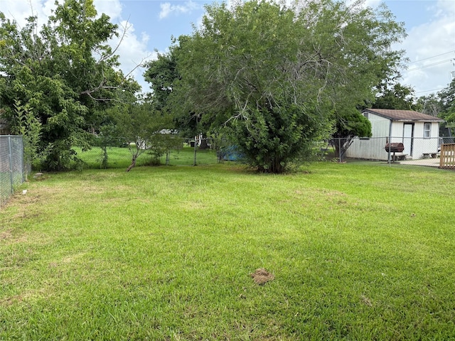 304 Moutray Ave, Wharton, TX 77488 - photo 14