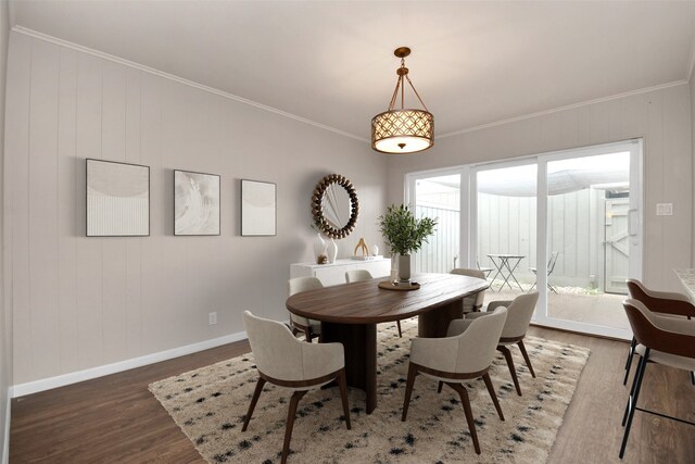 6307 Briar Rose Dr Unit 120, Houston, TX 77057 - dining room featuring wood finished floors and crown molding