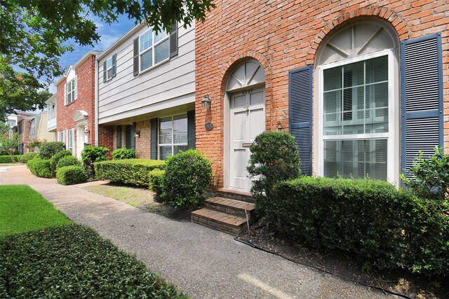 6307 Briar Rose Dr Unit 120, Houston, TX 77057 - view of exterior entry with brick siding