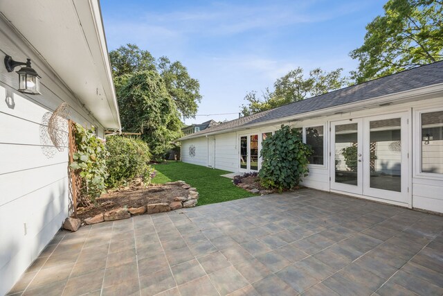 5659 Chevy Chase Dr, Houston, TX 77056 - view of patio with french doors