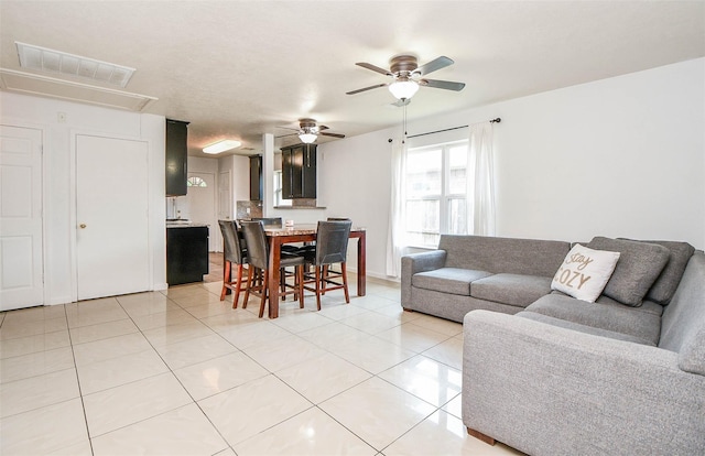 8907 Shady Vista Ln, Houston, TX 77028 - photo 5