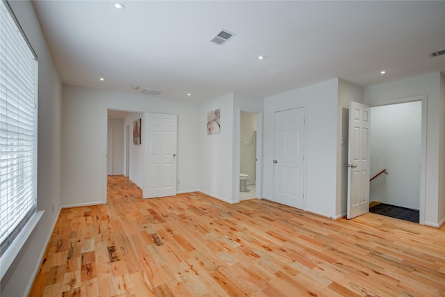 4400 Edith St, Bellaire, TX 77401 - unfurnished room featuring light wood-style floors and recessed lighting