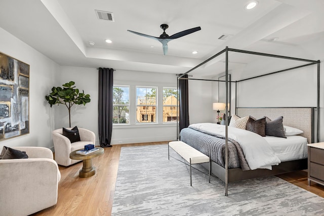 4902 Oak Forest Dr, Houston, TX 77018 - bedroom featuring wood finished floors, recessed lighting, and ceiling fan
