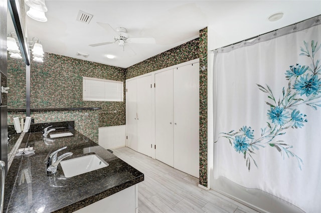 1522 Glen Oaks St, Houston, TX 77008 - bathroom with double vanity and a ceiling fan