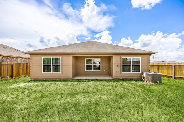 444 Maple Fawn Dr, Katy, TX 77493 - rear view of house with a fenced backyard and a patio area