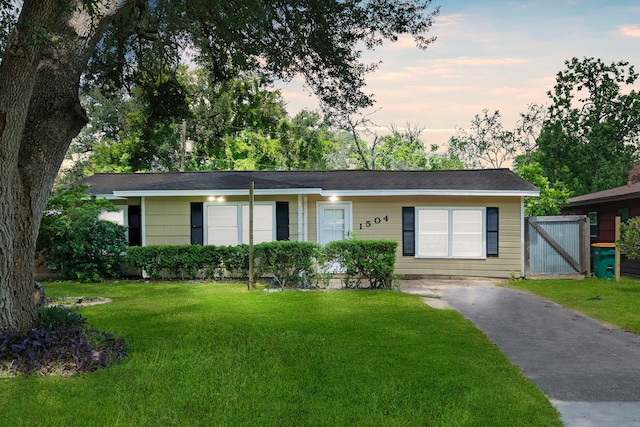 1504 Westward Ave, La Marque, TX 77568 - photo 1