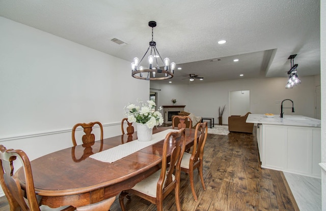 806 Country Place Blvd, Pearland, TX 77584 - photo 23