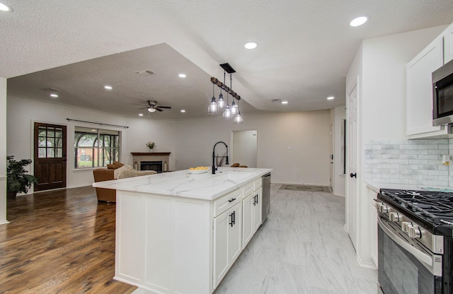 806 Country Place Blvd, Pearland, TX 77584 - photo 12