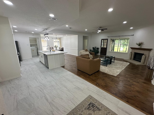 806 Country Place Blvd, Pearland, TX 77584 - photo 7
