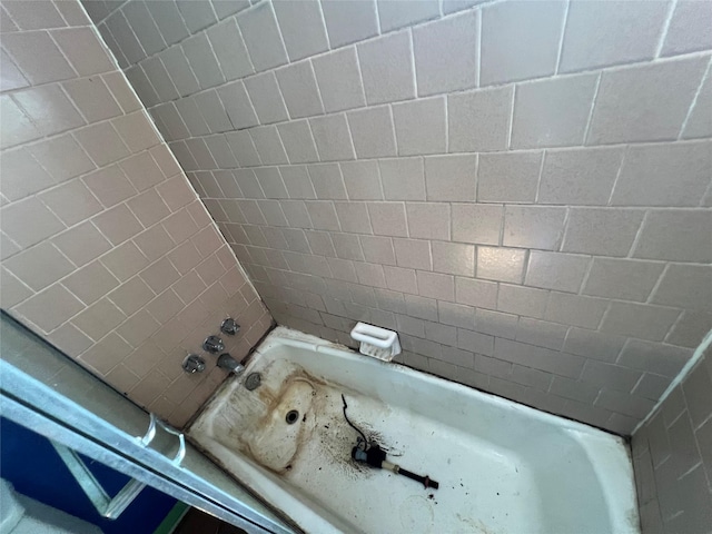 3709 Kettering Ave, Bay City, TX 77414 - full bath featuring tub / shower combination