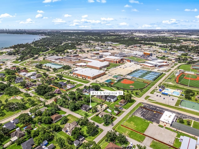 812 S Virginia St, La Porte, TX 77571 - photo 2