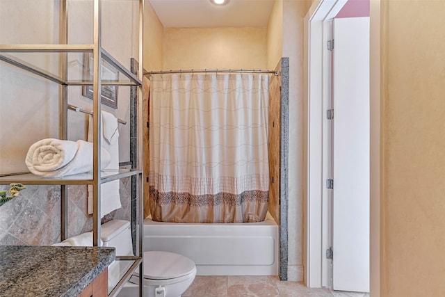 4821 Nasa Pkwy Unit 18W, Seabrook, TX 77586 - bathroom with shower / bath combo and tile patterned floors