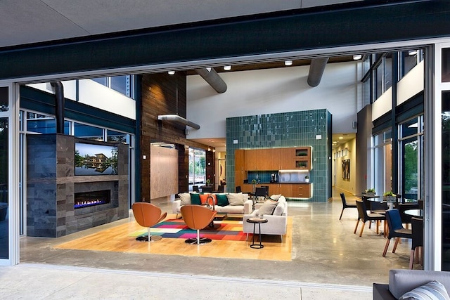 5212 Liberty Cove Dr, Spring, TX 77386 - community lobby with a towering ceiling