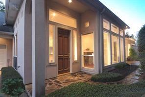240 Asbury St, Houston, TX 77007 - photo 1