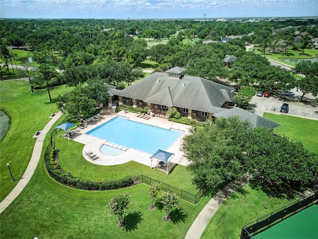 3119 Emory Oak Ln, Pearland, TX 77584 - aerial view of a pool and a nearby body of water