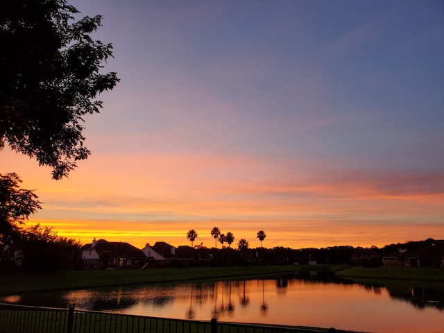 3119 Emory Oak Ln, Pearland, TX 77584 - water view