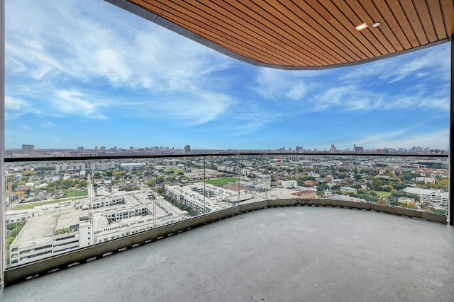 1711 Allen Pkwy Unit 2203, Houston, TX 77019 - balcony with a skyline view