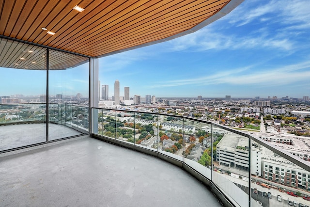 1711 Allen Pkwy Unit 2203, Houston, TX 77019 - balcony with a city view