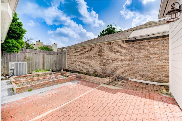11210 Forked Bough Dr, Houston, TX 77042 - photo 27