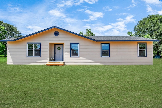 1030 San Felipe Rd, Sealy, TX 77474 - ranch-style home with a front lawn