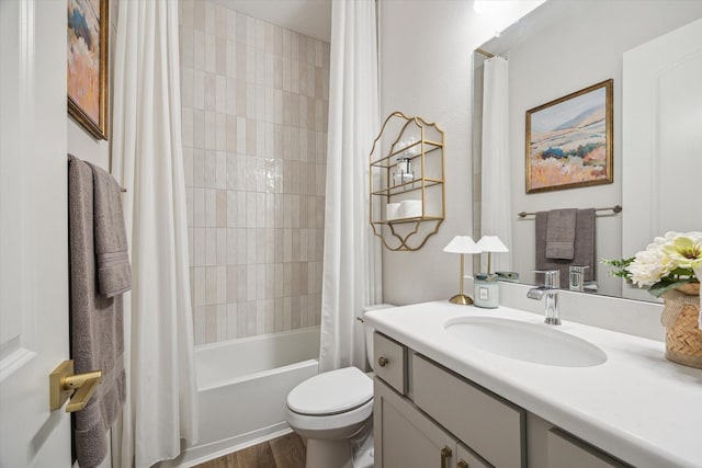 631 Rita Blanca Dr, Webster, TX 77598 - full bath featuring vanity, shower / bath combo, and wood finished floors