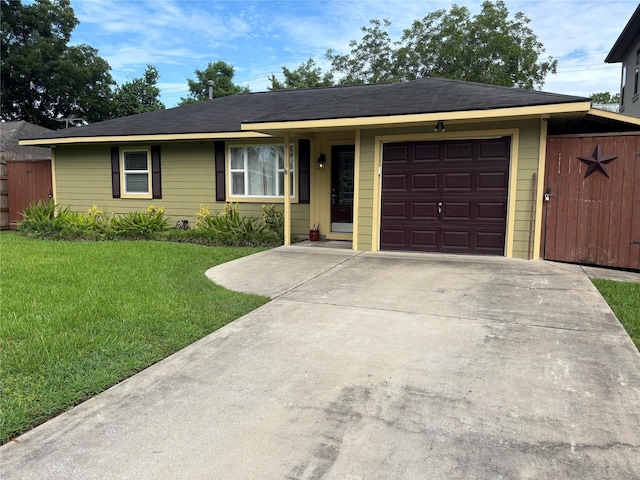 9618 Chatfield St, Houston, TX 77025 - single story home featuring driveway, a front yard, and an attached garage