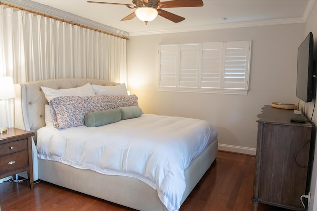 7611 Fairdale Ln, Houston, TX 77063 - bedroom featuring wood finished floors, ornamental molding, and a ceiling fan