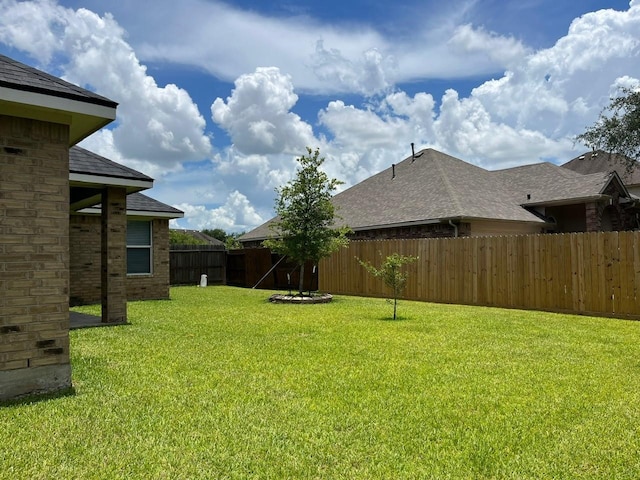 12610 Bethany Bay Dr, Pearland, TX 77584 - view of fenced backyard