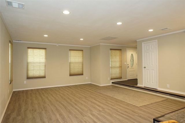 11822 Bandlon Dr, Houston, TX 77072 - unfurnished room featuring wood finished floors, recessed lighting, and crown molding