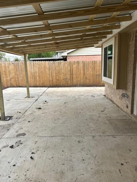 15834 Bazelbriar Ln, Houston, TX 77489 - view of patio