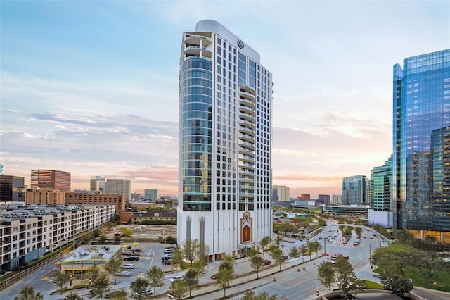 1409 Post Oak Blvd Unit 2204, Houston, TX 77056 - city view
