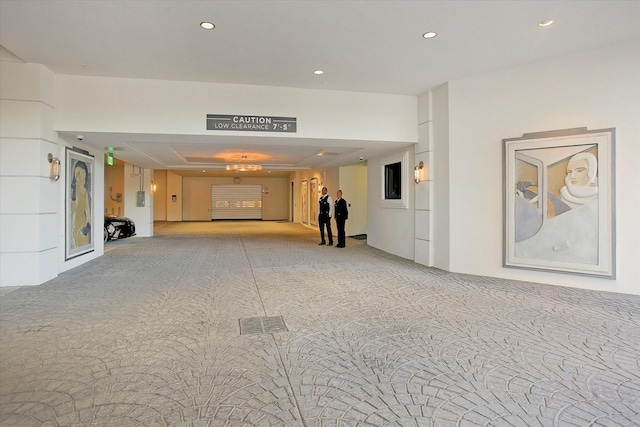 1409 Post Oak Blvd Unit 2204, Houston, TX 77056 - building lobby featuring recessed lighting