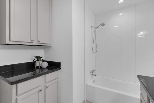 2934 Robertson St, Houston, TX 77009 - bathroom with vanity and shower / bathtub combination