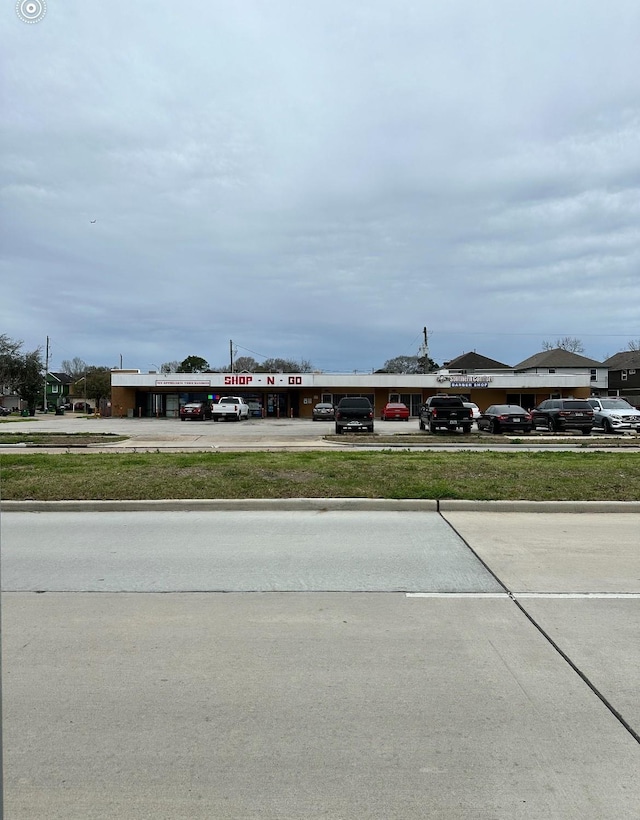 8131 Fuqua St, Houston, TX 77075