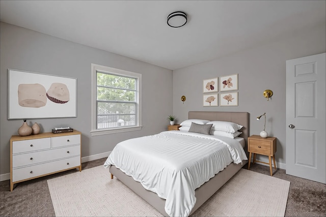1813 Hatwell St, Houston, TX 77023 - carpeted bedroom with baseboards