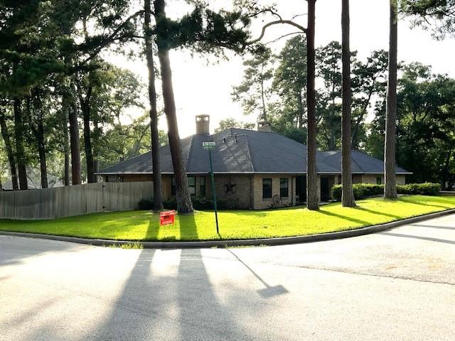 514 Sandy Oaks Dr, Huntsville, TX 77340 - photo 3