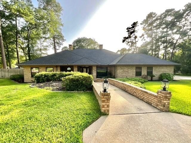 514 Sandy Oaks Dr, Huntsville, TX 77340 - photo 2